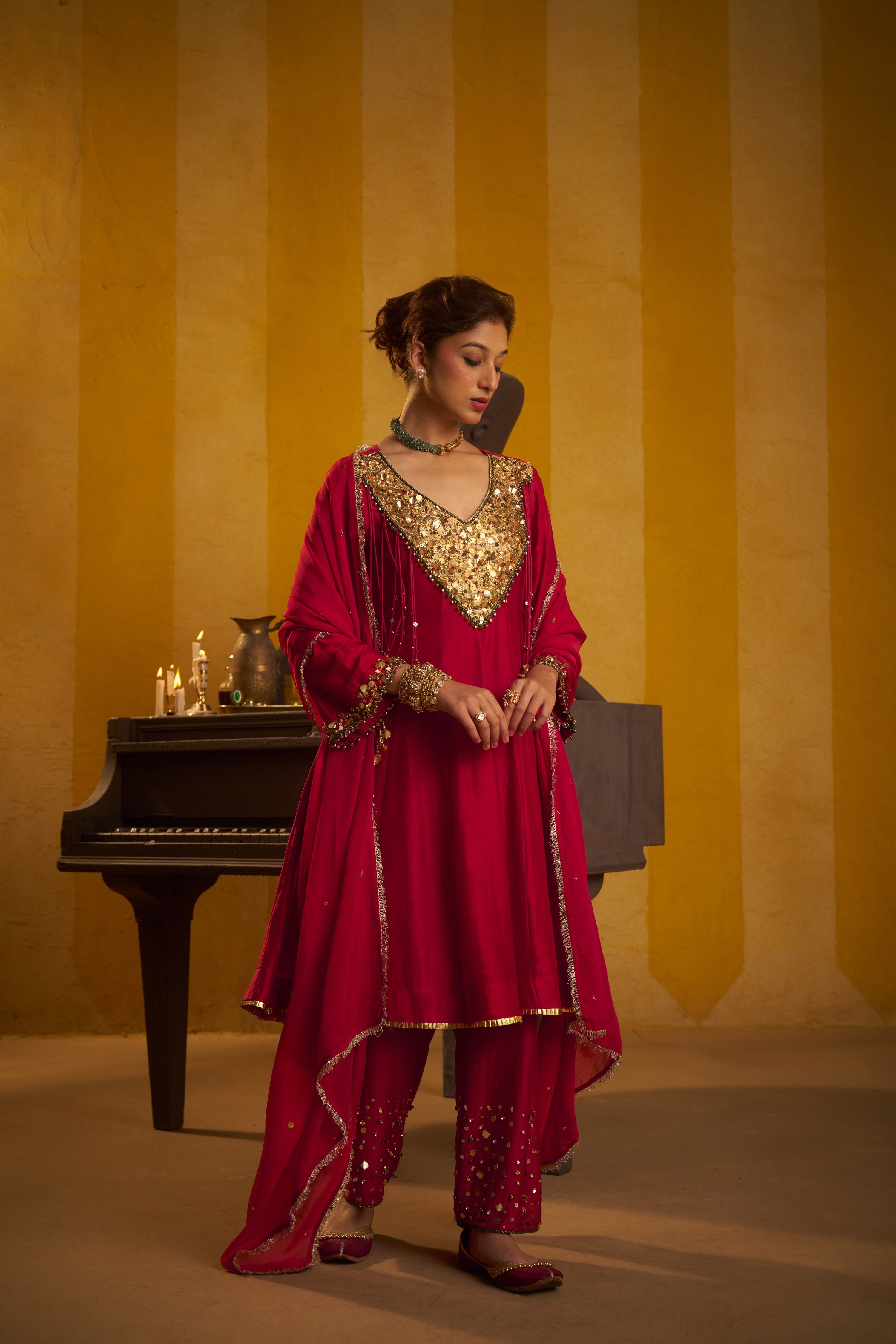 Surkh Gul kurta set