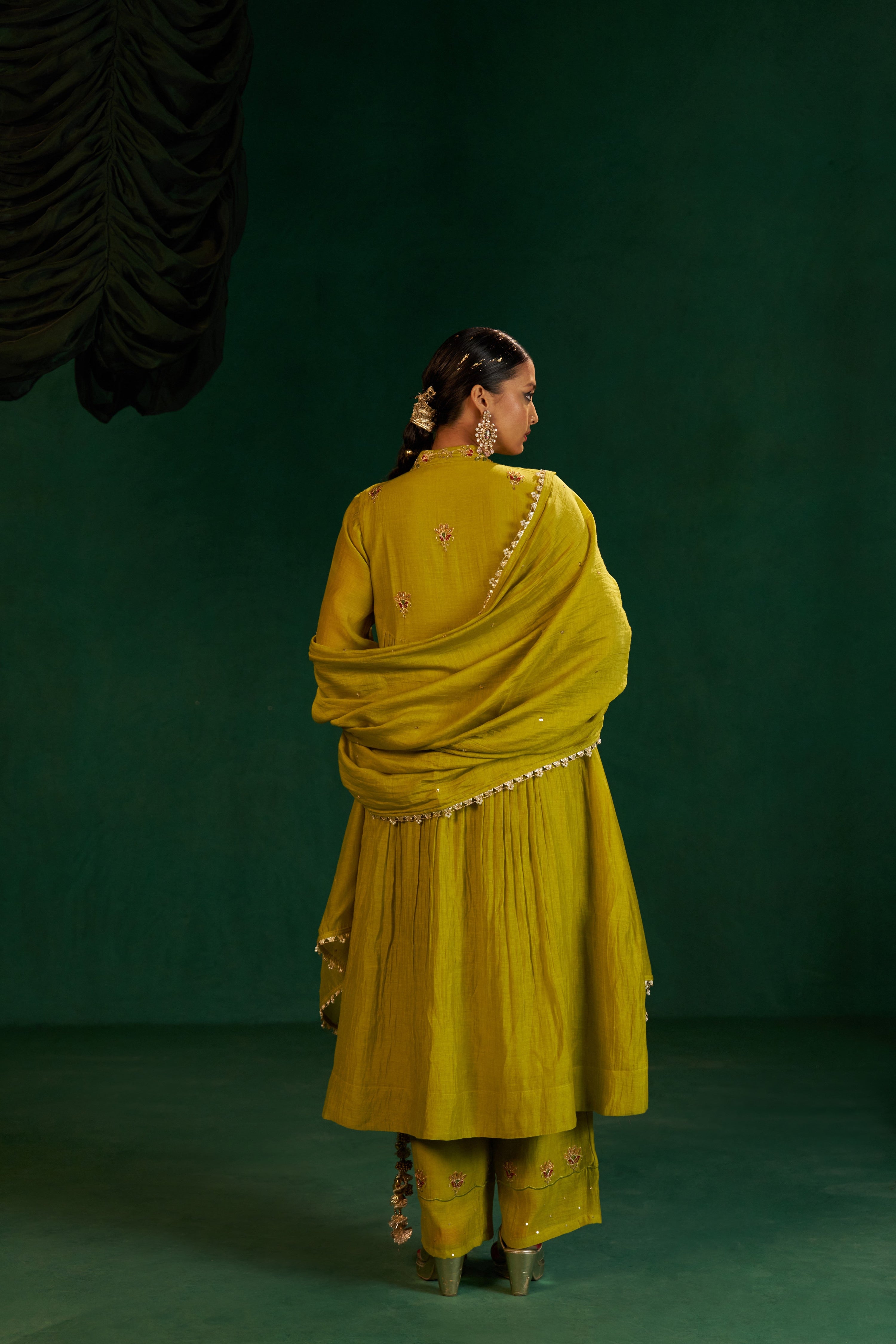 Moriya Kurta