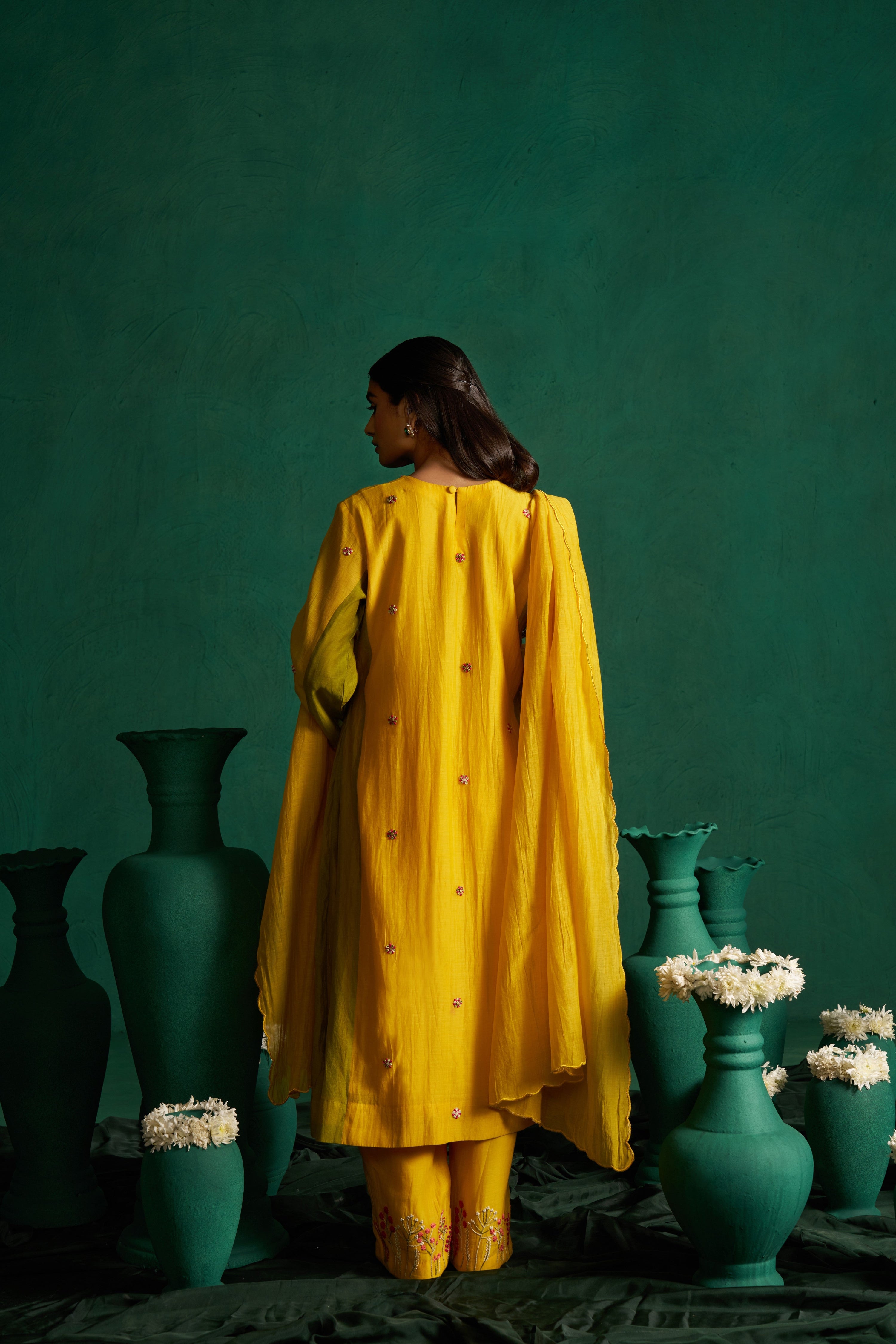 Knots Kurta