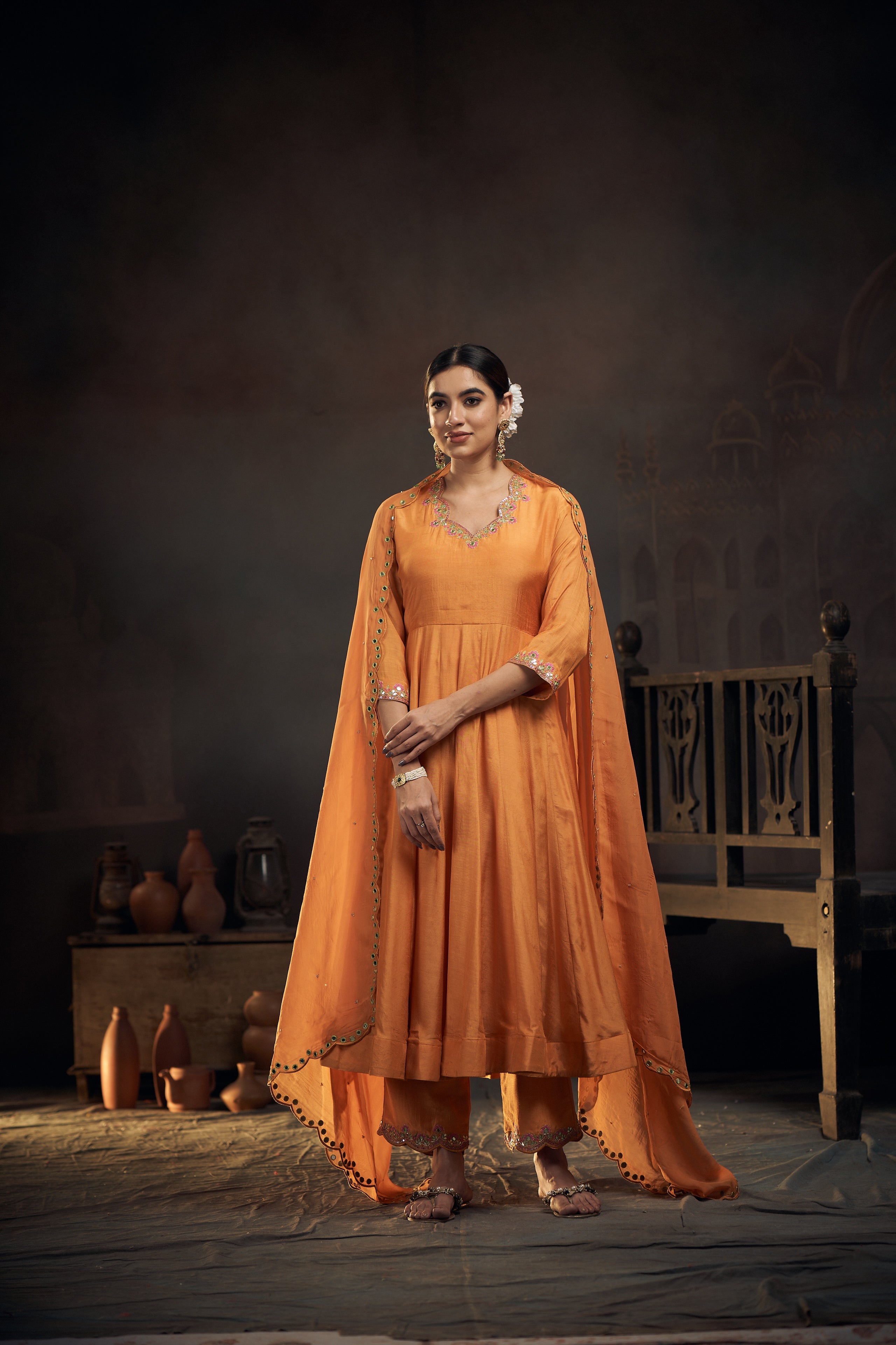 Genda Mirror Anarkali