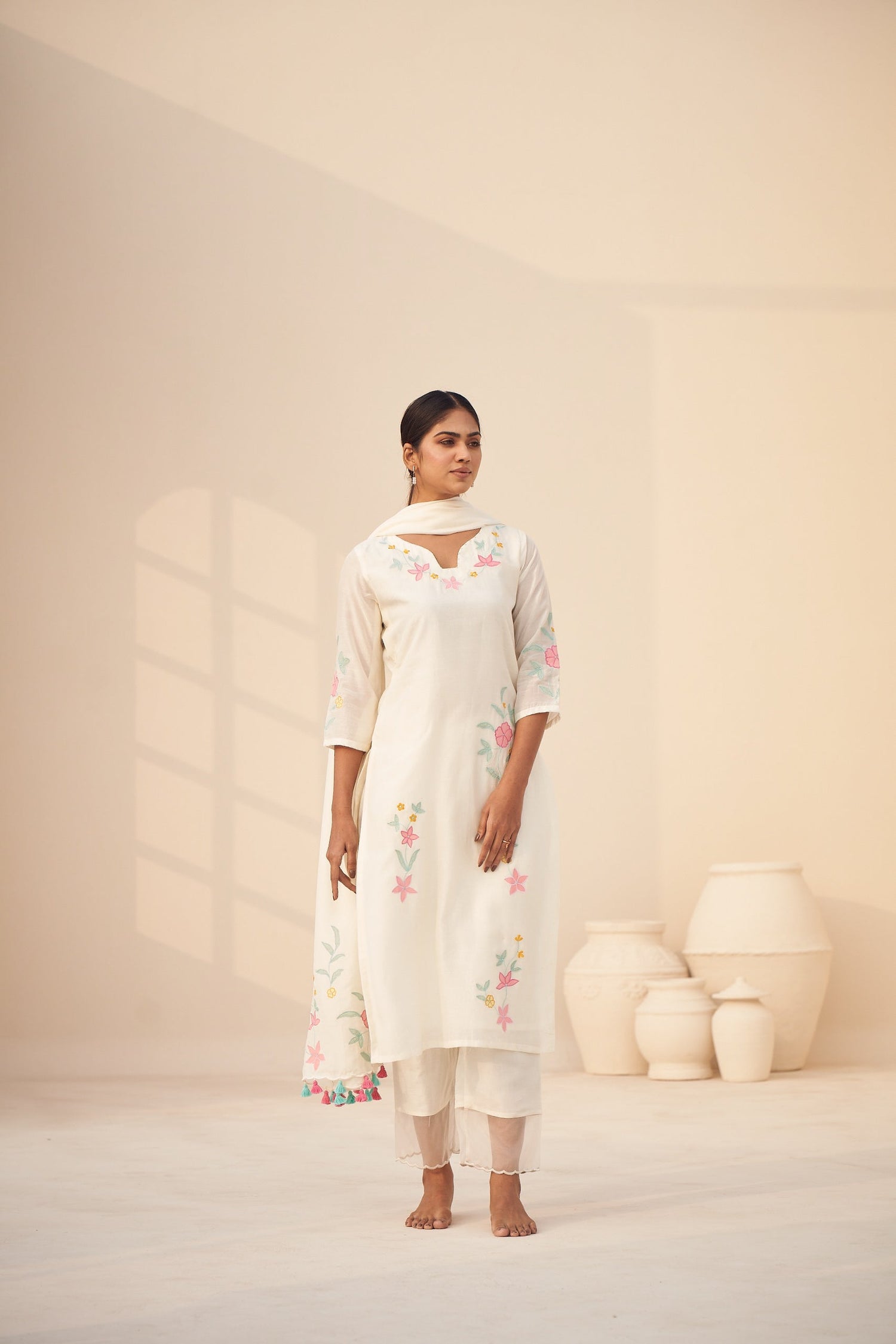 Suraai Kurta Set