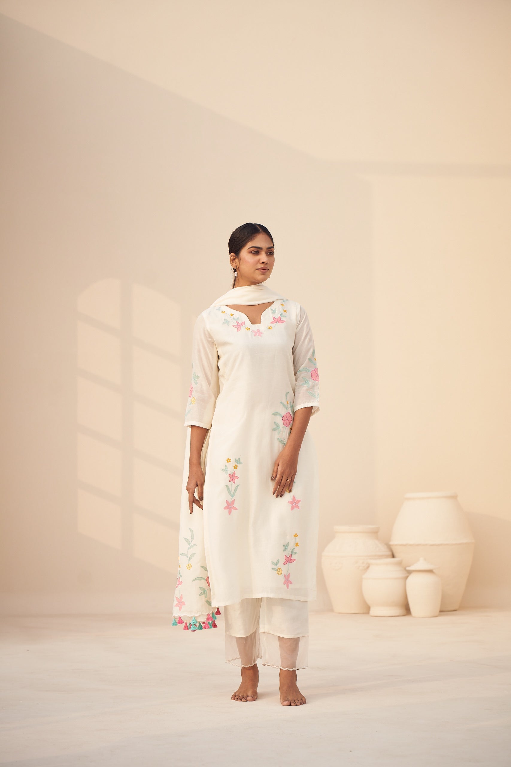 Suraai Kurta Set