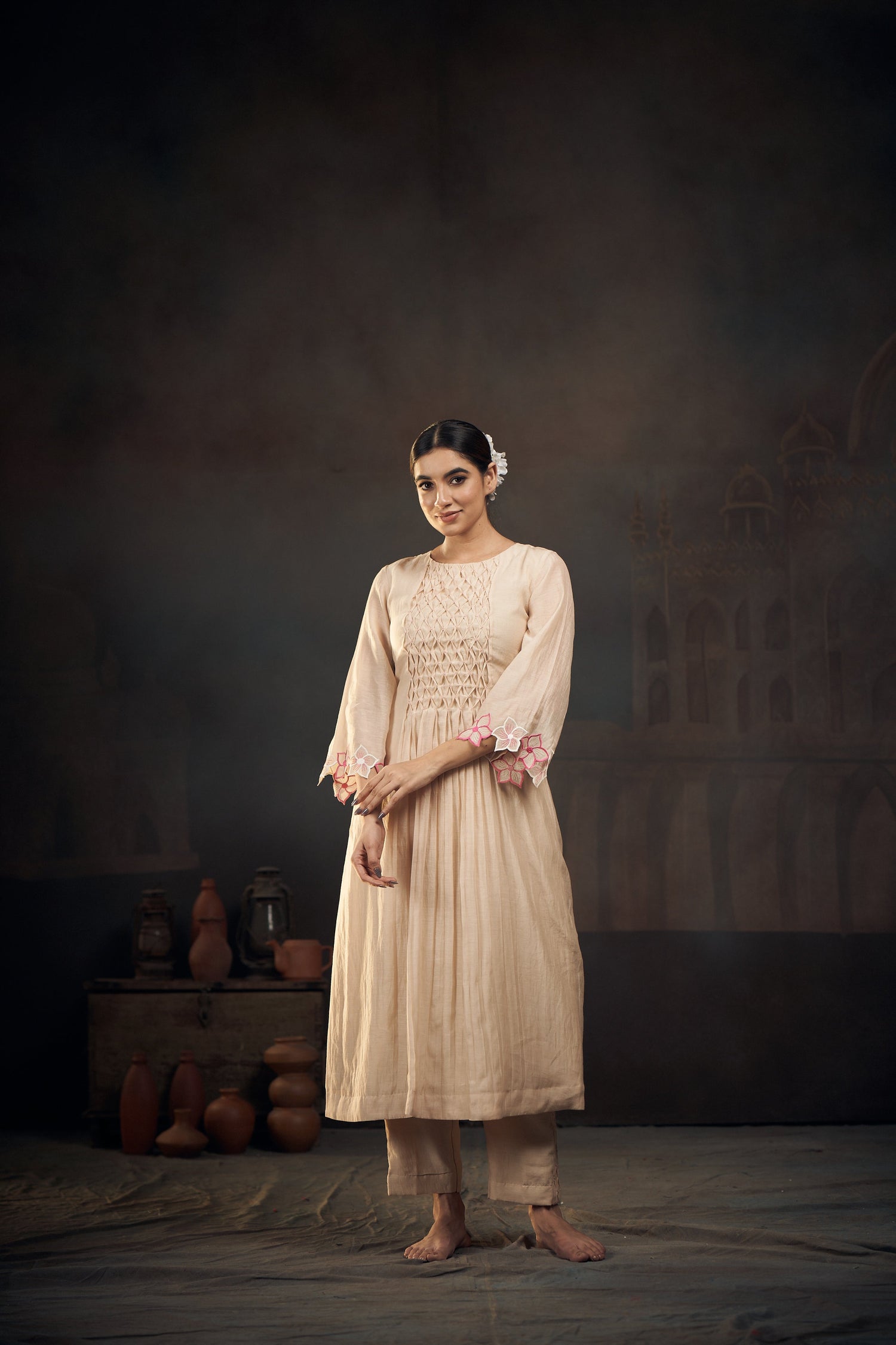 Hath-Kala Smocking kurta set